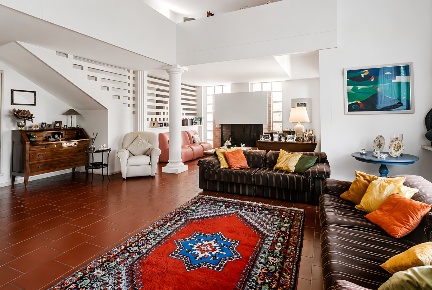Foto Villa unifamiliare a San Miniato di 300 m² con 8 locali in vendita