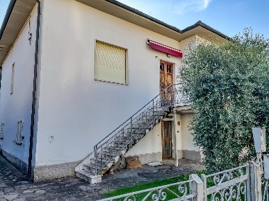 Foto Casa indipendente a San Miniato Ponte a Egola, Stibbio di 250 m²