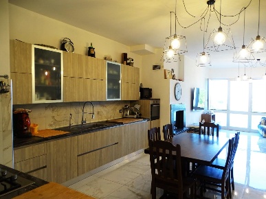 Foto Villa unifamiliare a San Miniato Centro Storico di 242 m² con 8 locali