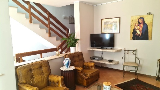 Foto Villa a schiera a San Miniato Ponte a Egola, Stibbio di 210 m²