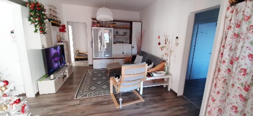 Foto Appartamento a Cecina di 100 m² con 5 locali in vendita