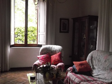 Foto Villa unifamiliare a San Miniato San Miniato Basso di 365 m²