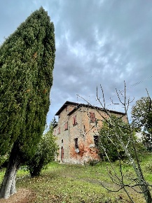 Foto Villa unifamiliare a San Miniato Centro Storico di 1490 m² in vendita