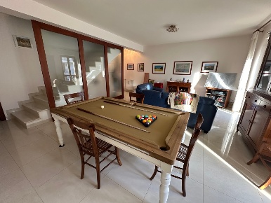 Foto Villa a schiera a Scicli di 210 m² con 8 locali in vendita