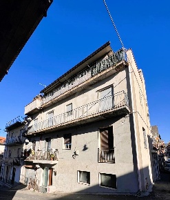 Foto Appartamento in Via III retta di ponente 55, Belpasso Centro di 80 m²