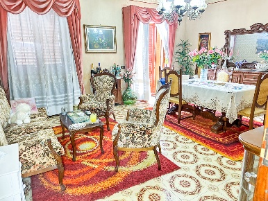 Foto Appartamento in Via Scale Sant'Antonio 34, Aci Catena Centro di 95 m²