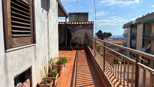 Foto Appartamento in Piano Consolazione 8, Aci Catena Centro di 107 m²