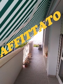 Foto Appartamento a Falconara Marittima Centro di 126 m² con 6 locali