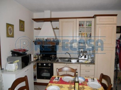 Foto Appartamento in Via Maremmana, San Miniato di 82 m² con 3 locali