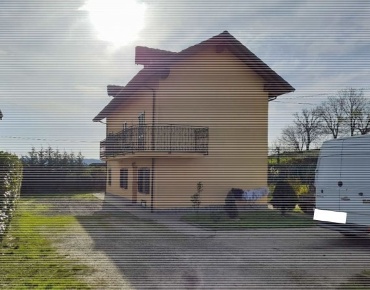 Foto Villa unifamiliare in Strada Provinciale per Garbagna 3, Tortona