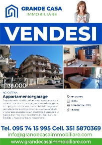 Foto Appartamento in Via S.Nicolò, Aci Catena di 100 m² con 5 locali