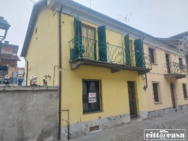 Foto Appartamento in via San Marco, Chivasso Centro di 80 m² con 3 locali