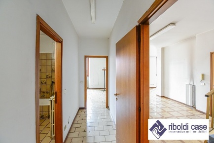 Foto Appartamento a Lainate di 198 m² con 3 locali in vendita