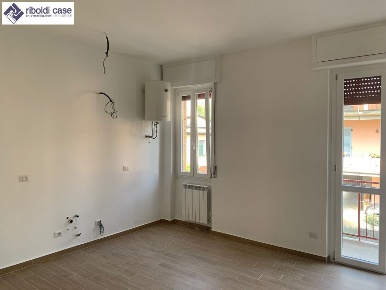 Foto Appartamento in VIA MONTE ROSA, Giussano Centro di 90 m² con 3 locali