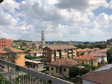 Foto Appartamento a Tortona di 115 m² con 4 locali in vendita