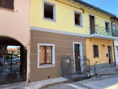 Foto Appartamento in VIA MILANO 81, Garbagnate Milanese Centro di 140 m²