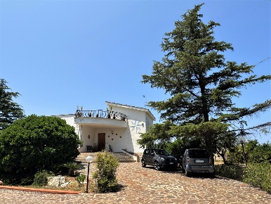 Foto Villa singola in Strada vicinale monti snc, Conversano di 210 m²