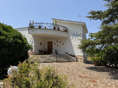 Foto Villa singola in Strada vicinale monti snc, Conversano di 210 m²