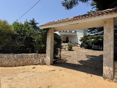 Foto Villa singola in Strada vicinale monti snc, Conversano di 210 m²