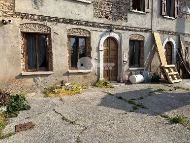 Foto Appartamento in Via Ghedi, Montichiari in vendita