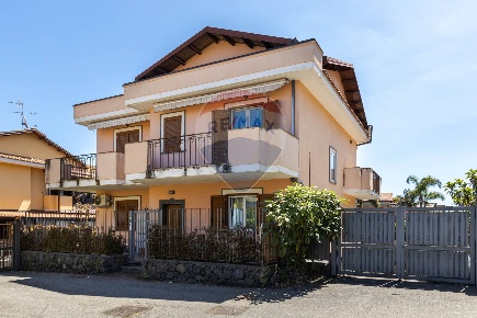 Foto Villa singola in via Ungaretti, Giarre in vendita