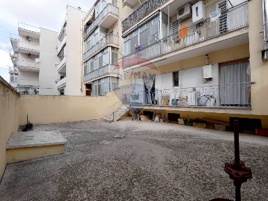 Foto Appartamento in Via Vomero, Triggiano di 123 m² con 3 locali