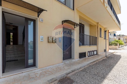 Foto Appartamento in Via Venezia, Scicli Donnalucata di 73 m² con 4 locali