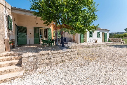 Foto Villa singola in strada provinciale 94 Cuturi, Scicli di 210 m²