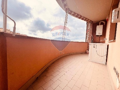 Foto Appartamento a Cecina Cecina Centro di 80 m² con 3 locali in vendita