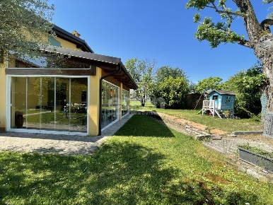 Foto Villa a schiera in STRADA FORMIGINA 656, Modena Baggiovara di 302 m²
