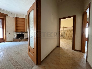 Foto Appartamento in Via Madonna della Libera, Marcianise di 110 m²