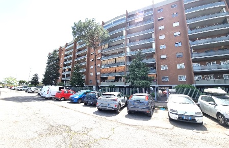 Foto Appartamento in largo Salvatore Zappalà, Roma Cinecittà di 90 m²