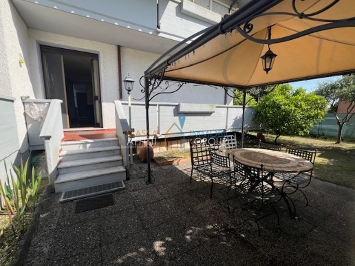 appartamento in vendita a Massa in zona Quercioli