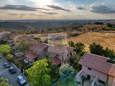 Foto Villa unifamiliare a Avola Chiusa Cavalli di 140 m² con 5 locali