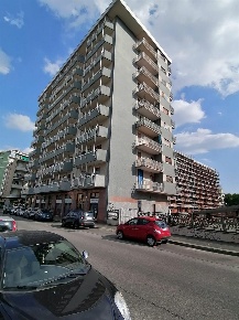 Foto Appartamento in via Dandolo, Torino Mirafiori Nord di 104 m²