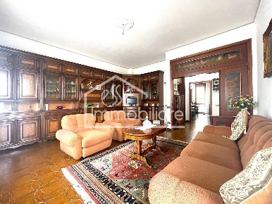 Foto Appartamento a Empoli Masini - XX Settembre di 130 m² con 5 locali