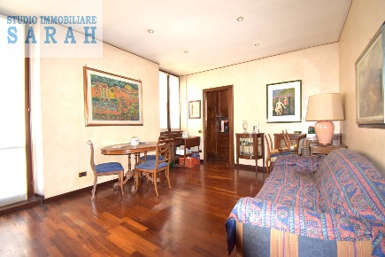 Foto Appartamento in Piazza d'Azeglio, Viareggio Lungomare di 95 m²