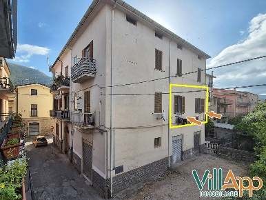 Foto Appartamento in Via degli Ausoni, Fondi Centro di 50 m² con 4 locali