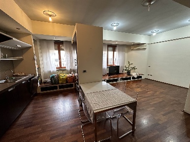 Foto Appartamento a Piacenza Via Taverna - Ospedale di 100 m² con 3 locali