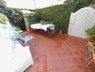 Foto Villa a schiera in via Stradella 407, Massa Ronchi - Poveromo di 70 m²