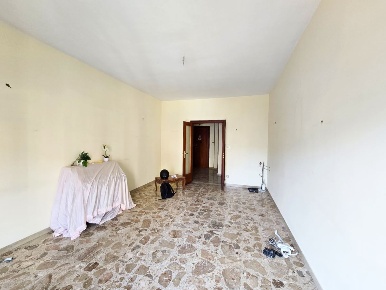 Foto Appartamento in Viale Fratelli Grimm, Napoli in vendita