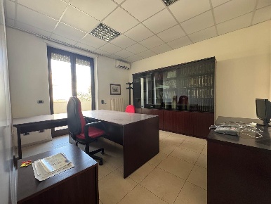 Foto Appartamento in Viale Ugo Foscolo  39, Lecce Santa Rosa di 138 m²