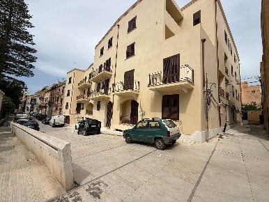 Foto Appartamento in Via Biagio di pietra, Marsala Centro Storico di 86 m²