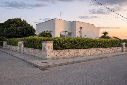 Foto Villa unifamiliare in diana marina, Ostuni Ostuni Costa di 150 m²