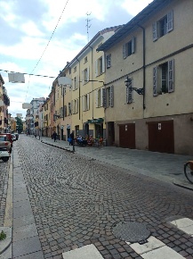 Foto Appartamento a Parma di 141 m² con 6 locali in vendita