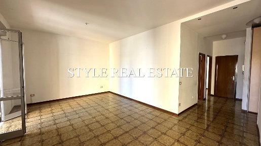 Foto Appartamento in VIALE SANTA PANAGIA, Siracusa di 76 m² con 3 locali