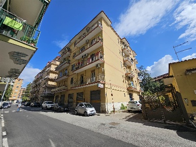 Foto Appartamento in via giuseppe mogavero 26, Salerno Torrione di 120 m²