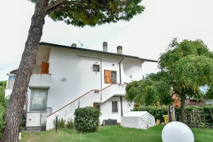 Foto Villa a schiera in Viale Modigliani  62, Ravenna di 155 m² in vendita