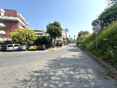 Foto Appartamento in Via Sempione, Albenga Centro di 80 m² con 4 locali