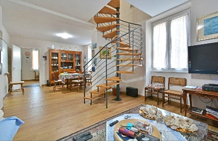 Foto Appartamento in Viale Pontelungo, Albenga Centro di 116 m² in vendita